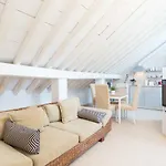 Loft Con Gran Terraza En Primera Linea De Playa